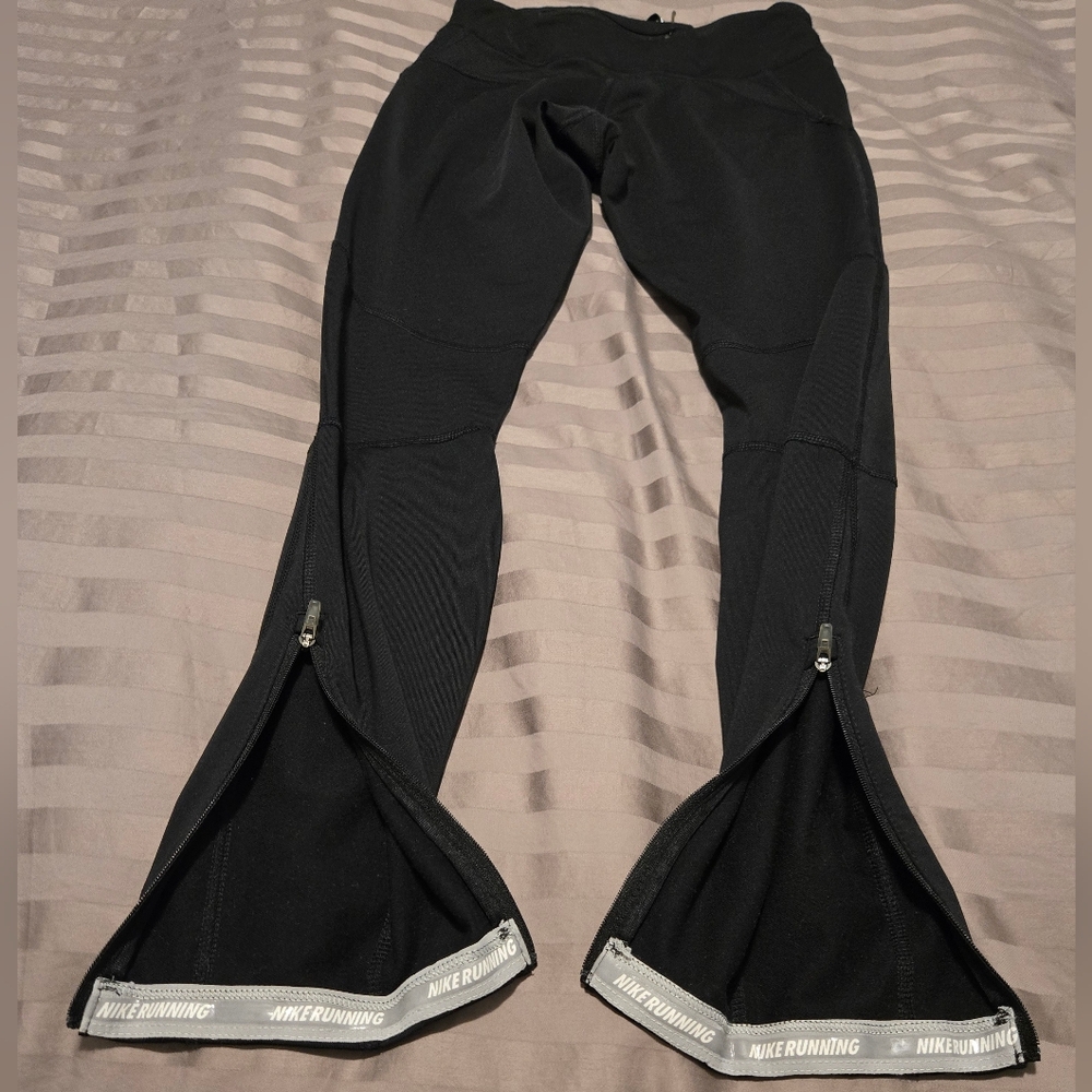 Nike Women's Element Shield Running Tights. Size XS. - Picture 3 of 11
